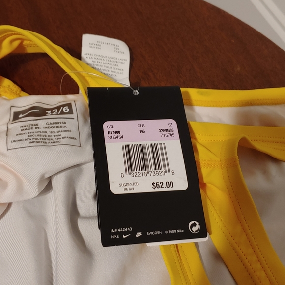 Nike 1 piece swimsuit - Picture 3 of 5